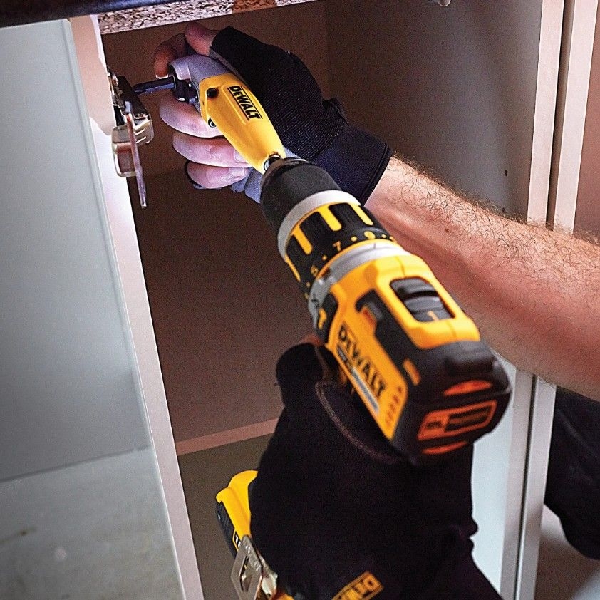 Dewalt DT71517T vinklet adapter med 9-delers tilbehør | Prohandel AS
