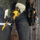 Sjekk prisen! Dewalt DCS310D2 10,8V batteridrevet kompakt bajonettsag (2 x 2,0 Ah) thumbnail