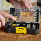 Sjekk prisen! Stanley STA88557 FatMax 32-delers slagtrekker sett levert i hendig etui thumbnail