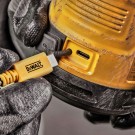 Dewalt DCR009 Oppladbar USB-C Bluetooth-høyttaler thumbnail
