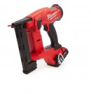 Milwaukee M18 FUEL FNCS18GS-202X børsteløs kompakt krampepistol (2 x 2,0Ah batterier) levert i HD koffert thumbnail