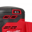 Milwaukee M18 BQSS-0 18V pussemaskin 1/4 ark pad (kun kropp, uten batteri og lader) thumbnail