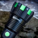 Ekstremt med LYS! LitezAll Kodiak 25478 Kolossus oppladbar taktisk lommelykt med Power Bank 15 000 lumen  thumbnail