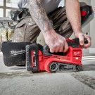 Milwaukee M18 FBTS75-0 FUEL 75mm båndsliper (kun maskin, uten batteri og lader) thumbnail