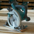 Sjekk prisen! Makita DHS710ZJ 18V+18V sirkelsag (kun kropp) levert i Makpac koffert thumbnail