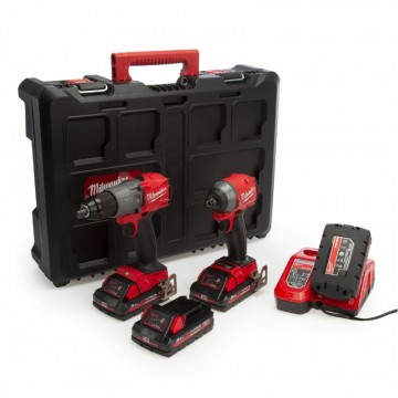Milwaukee M18 FUEL FPP2A2-304P Combi drill og slagtrekker (4 x 3.0Ah batterier)